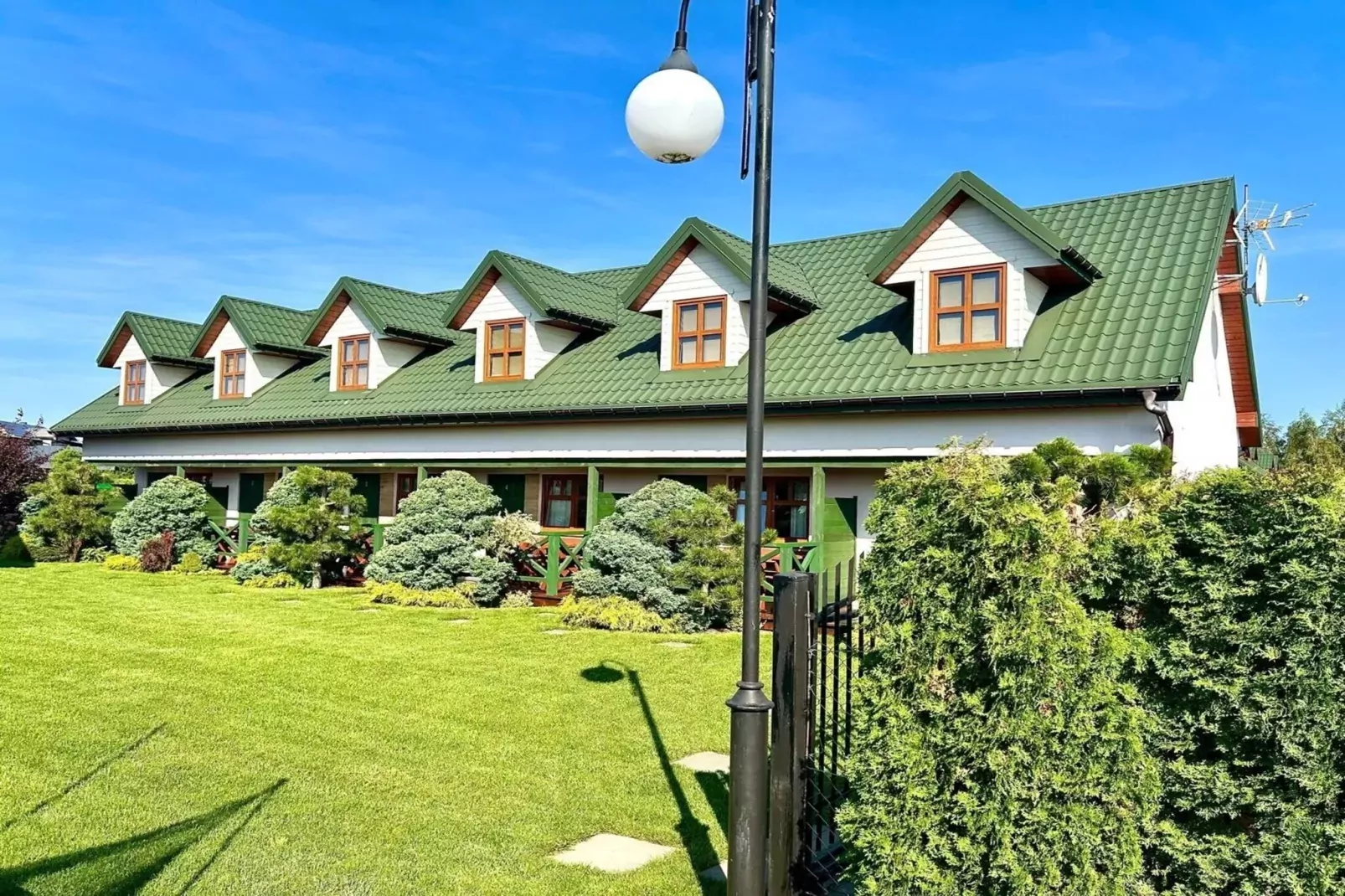 Domek STANDARD dla 4 osób Sarbinowo-Buitenkant zomer