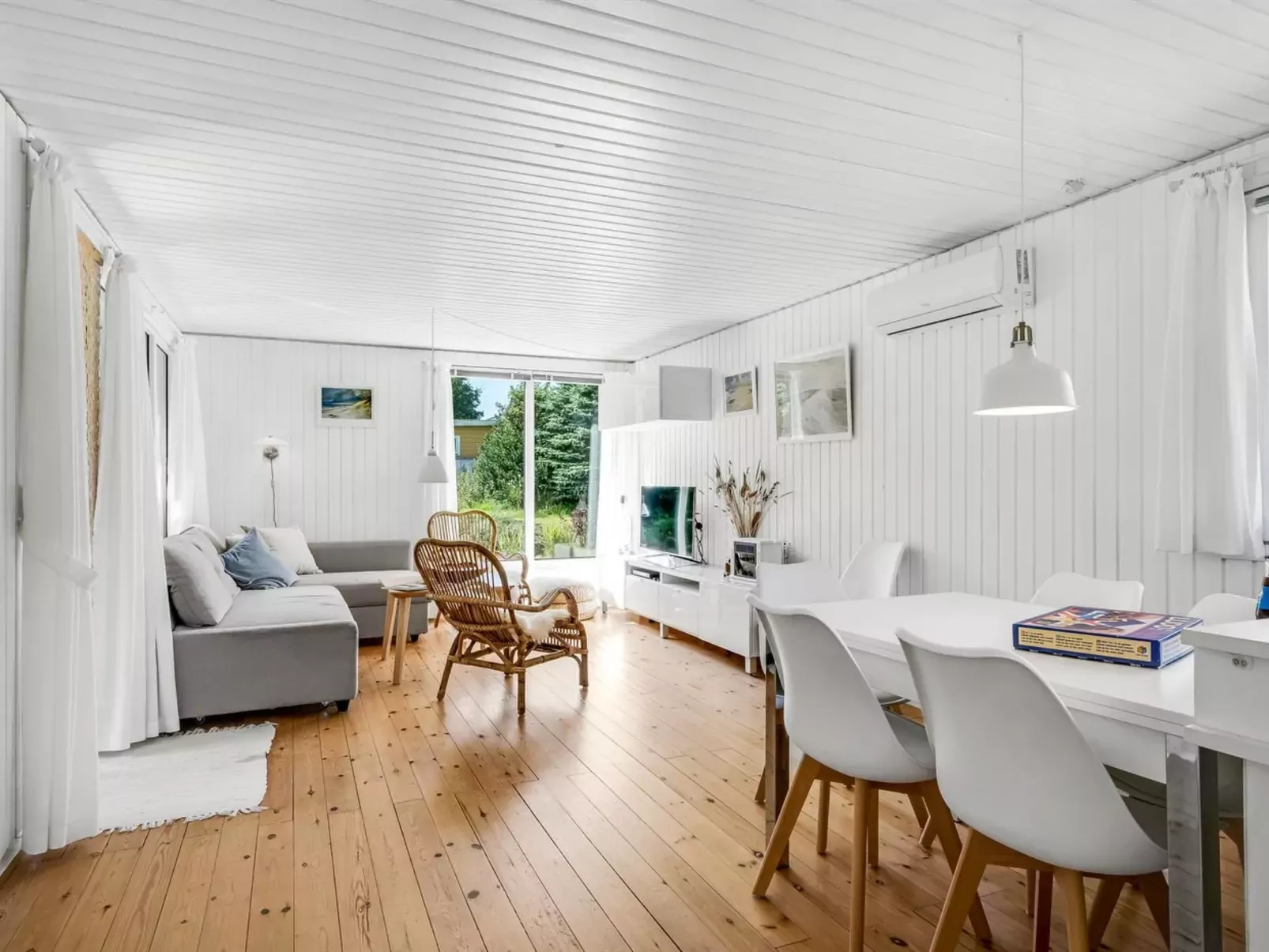 "Feenja" - 800m from the sea-Buiten