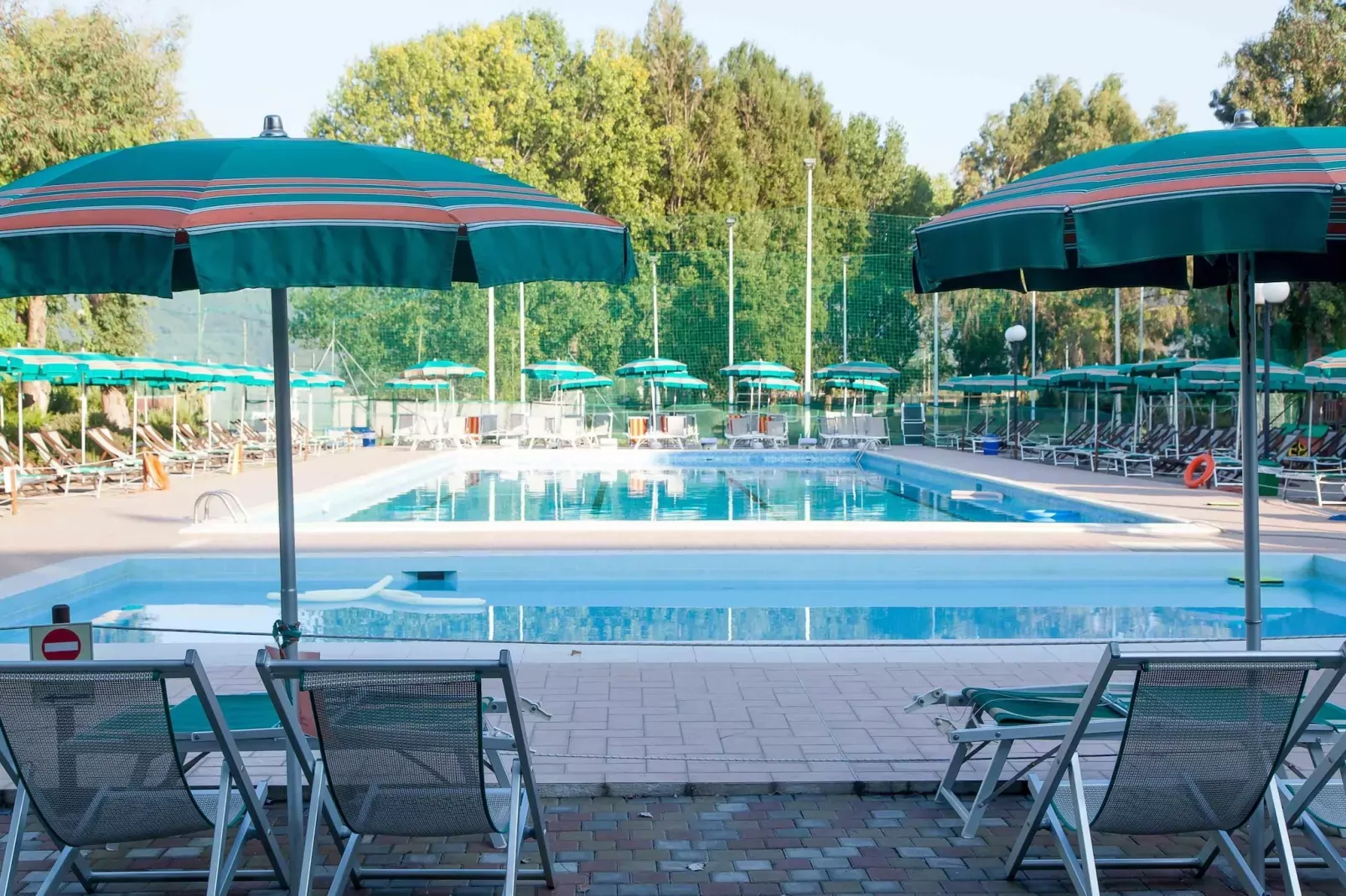 Residenza Alberghiera Italia in Luni - Bilocale B4-Zwembad