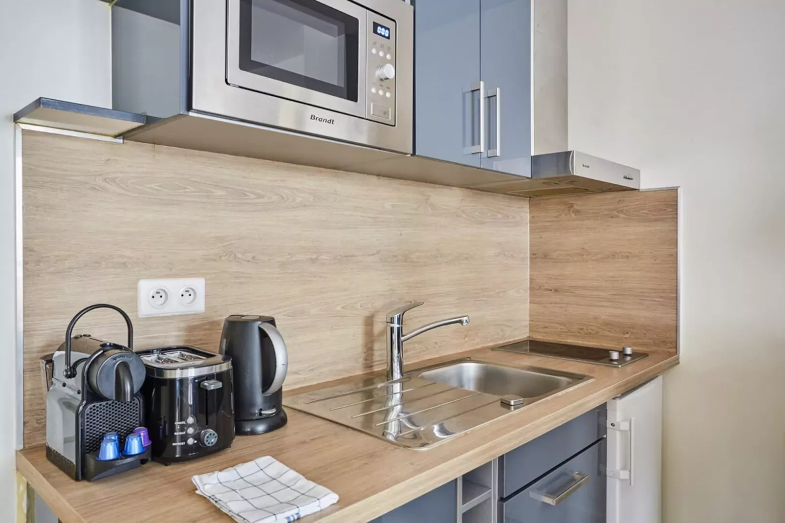 RIVOLI 2 VRBO-Image-tags.