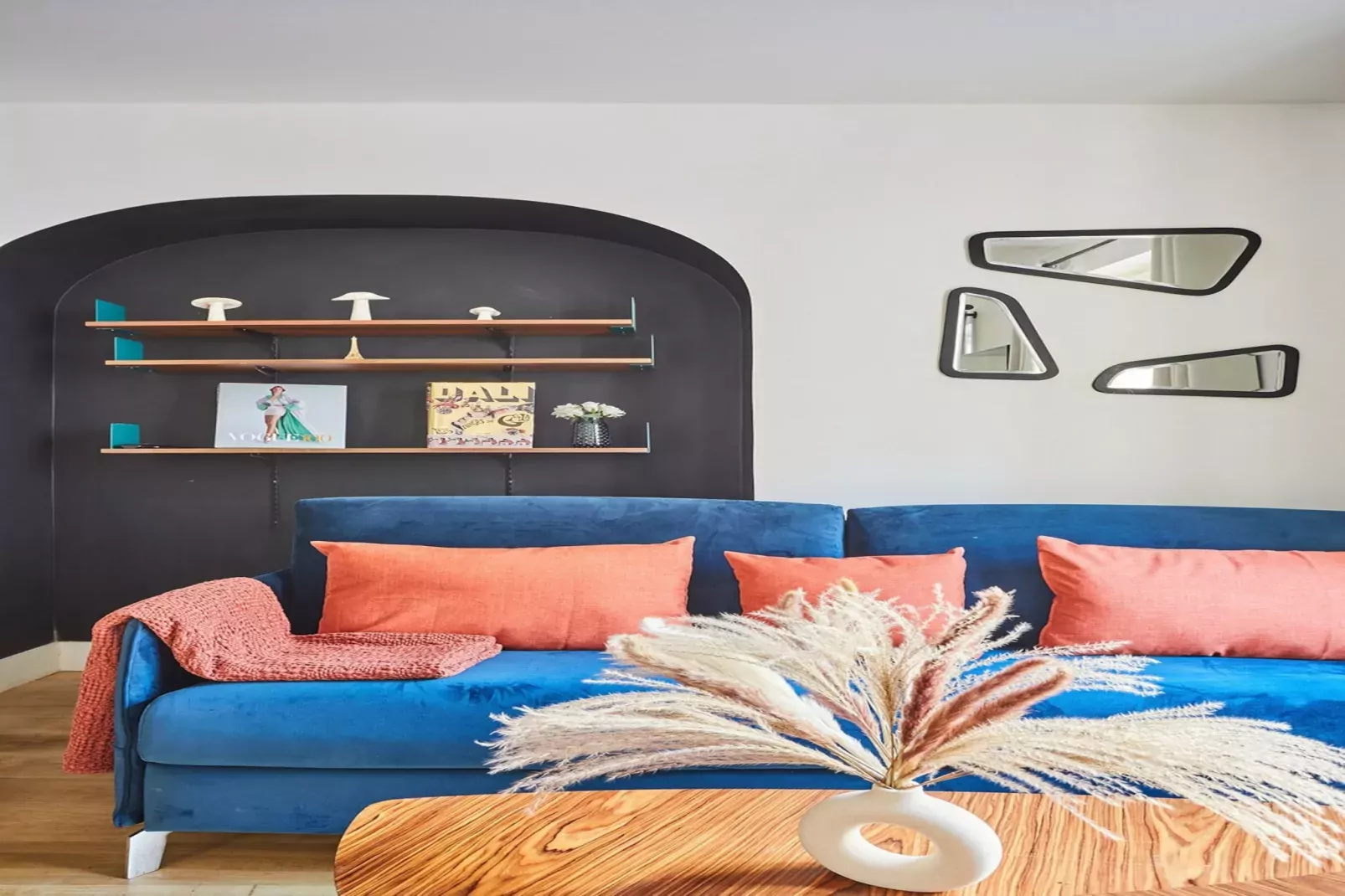 RIVOLI 2 VRBO-Image-tags.