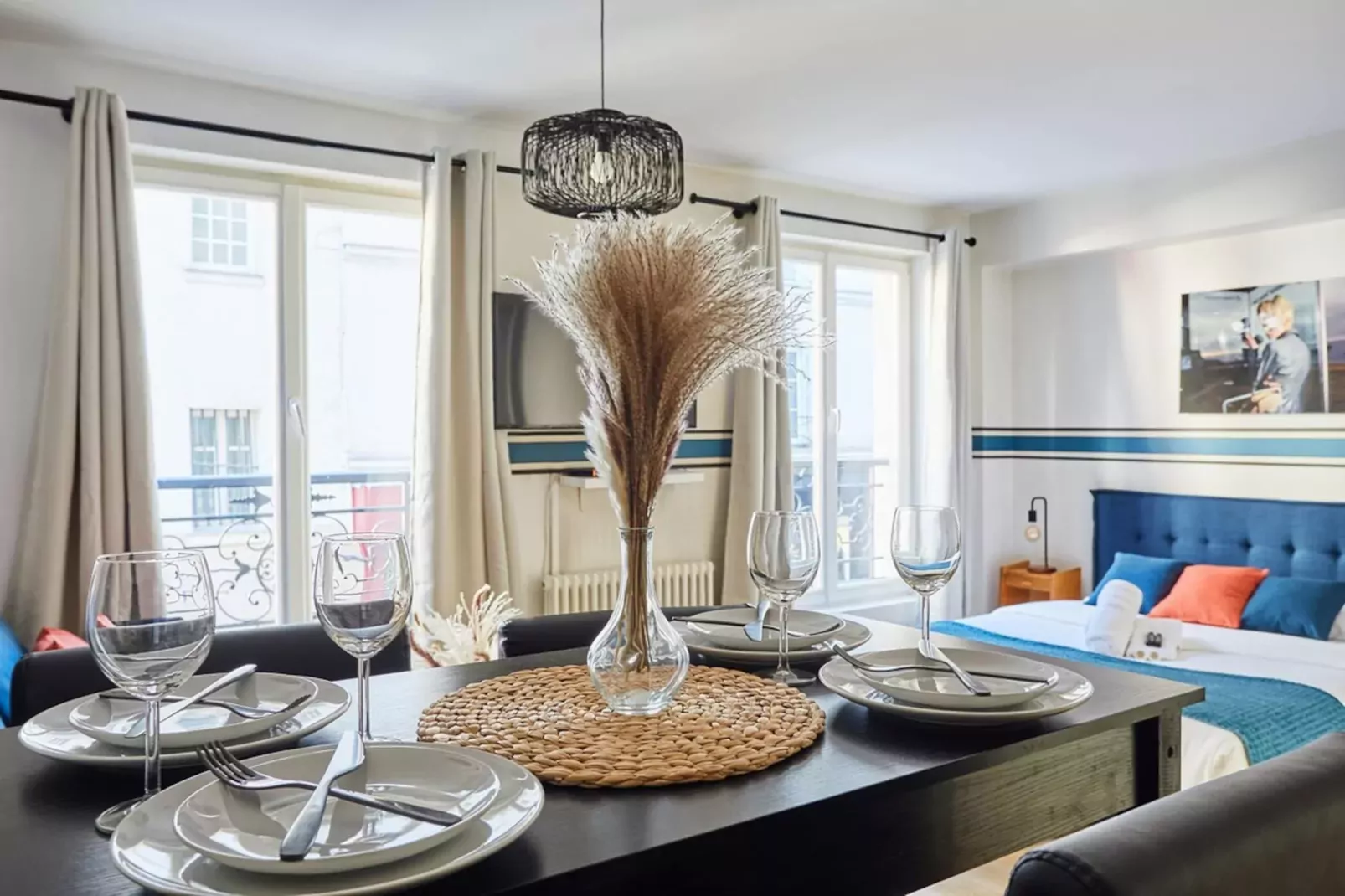 RIVOLI 2 VRBO-Image-tags.