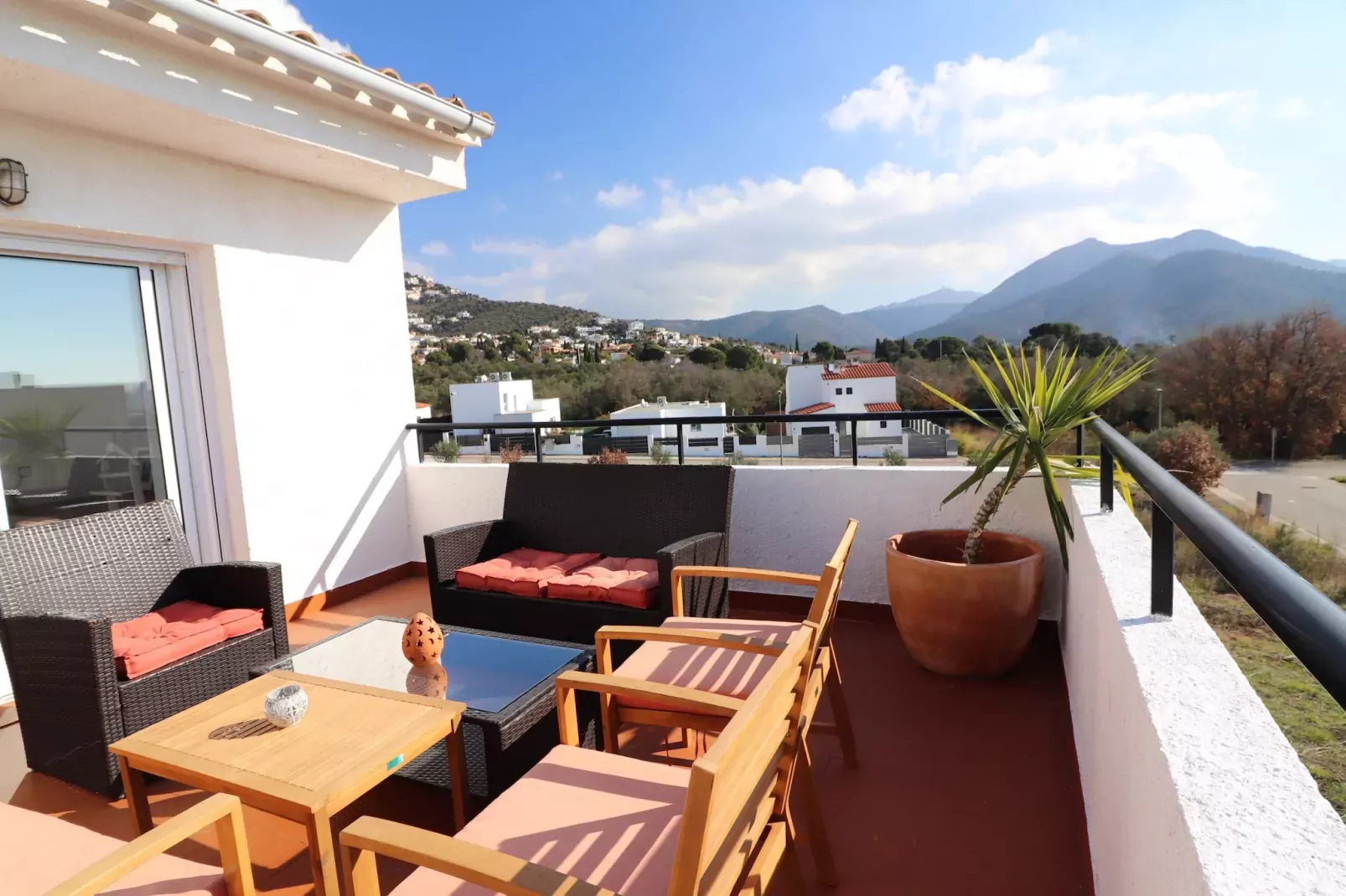 VILLA BAGES 5 Roses