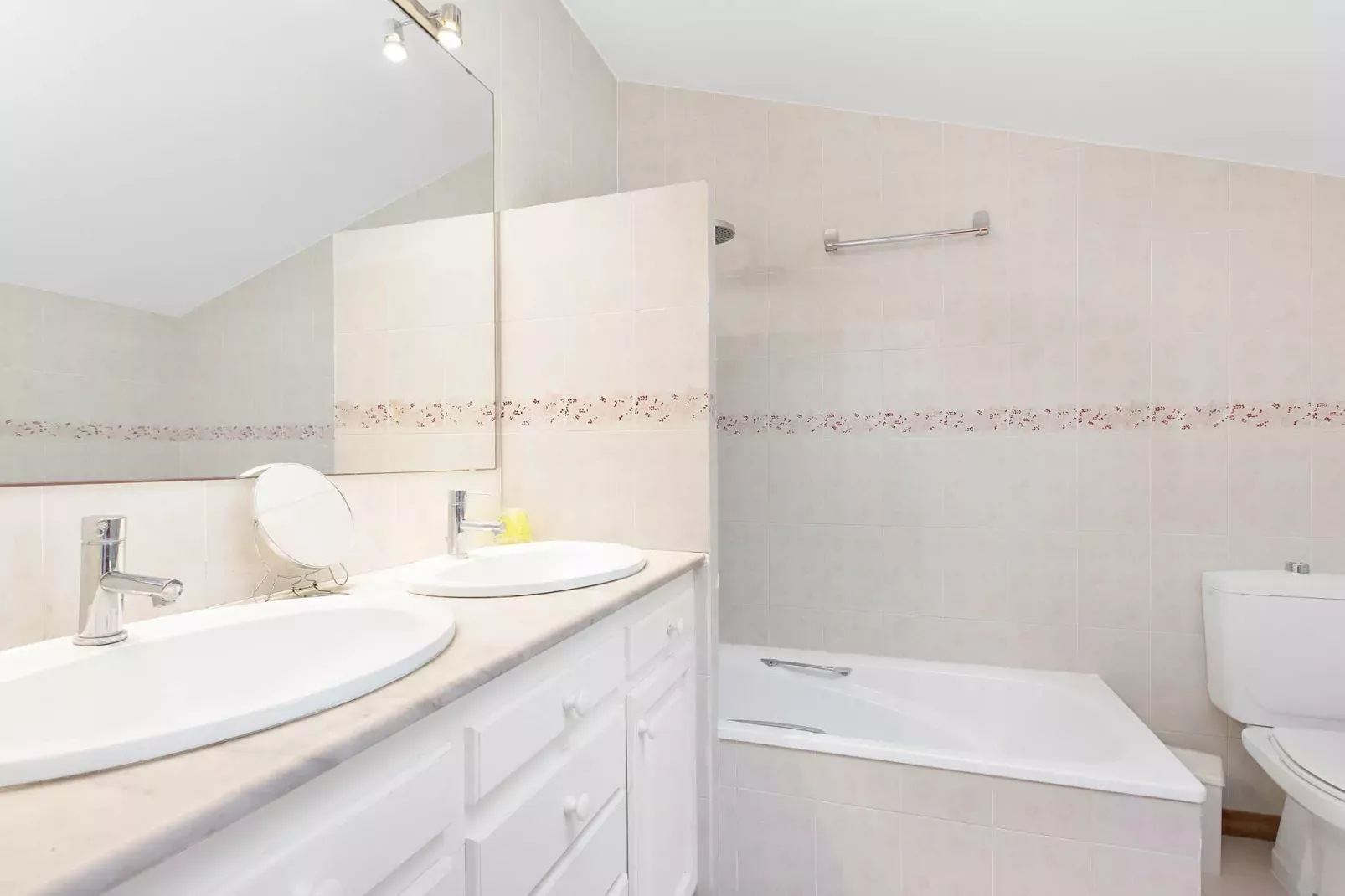 Ses Brises 31-Badkamer