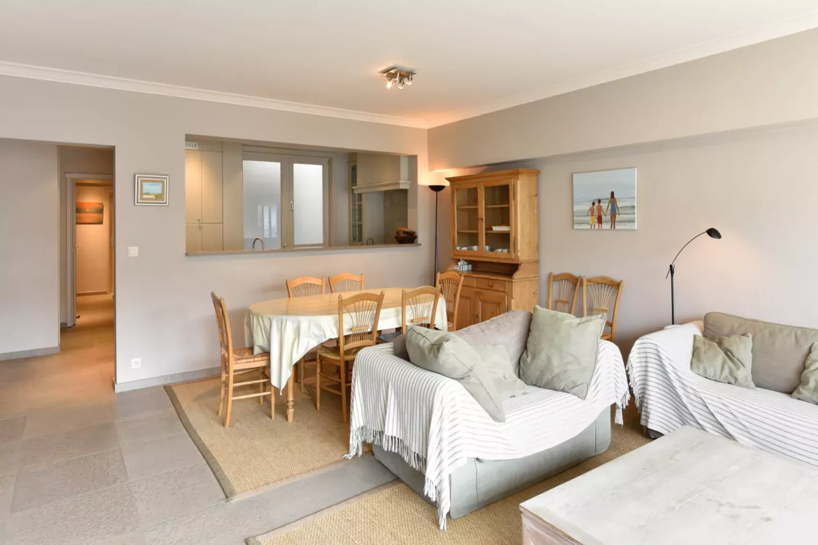 Residence ORION-6E-Eetkamer