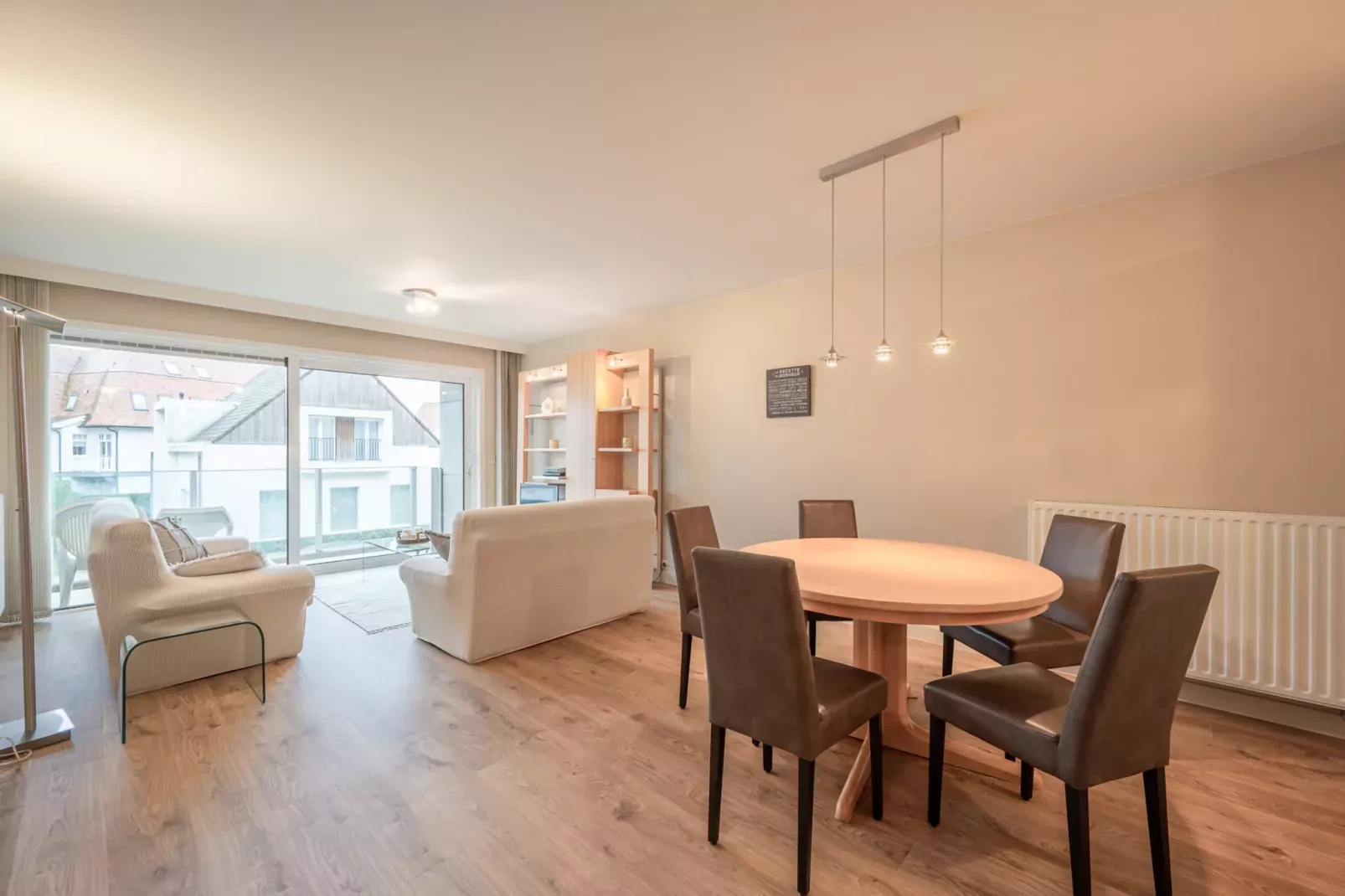 Residentie SUNSET I-1A-Eetkamer
