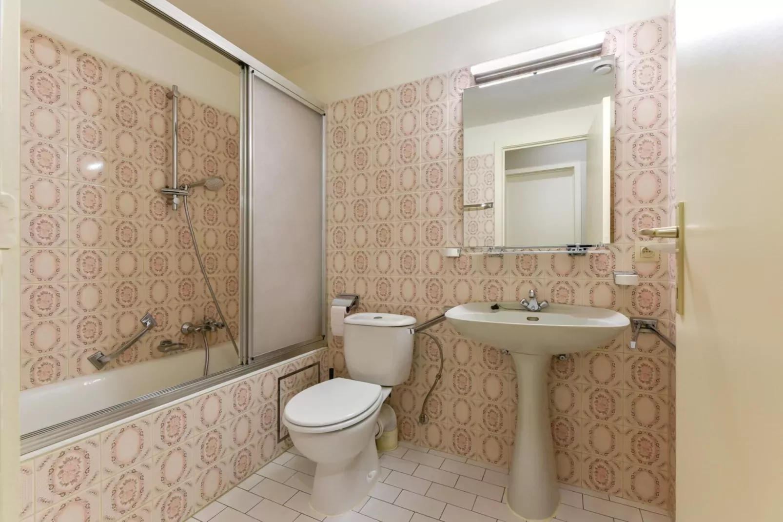 Residence REJANE-63-Badkamer