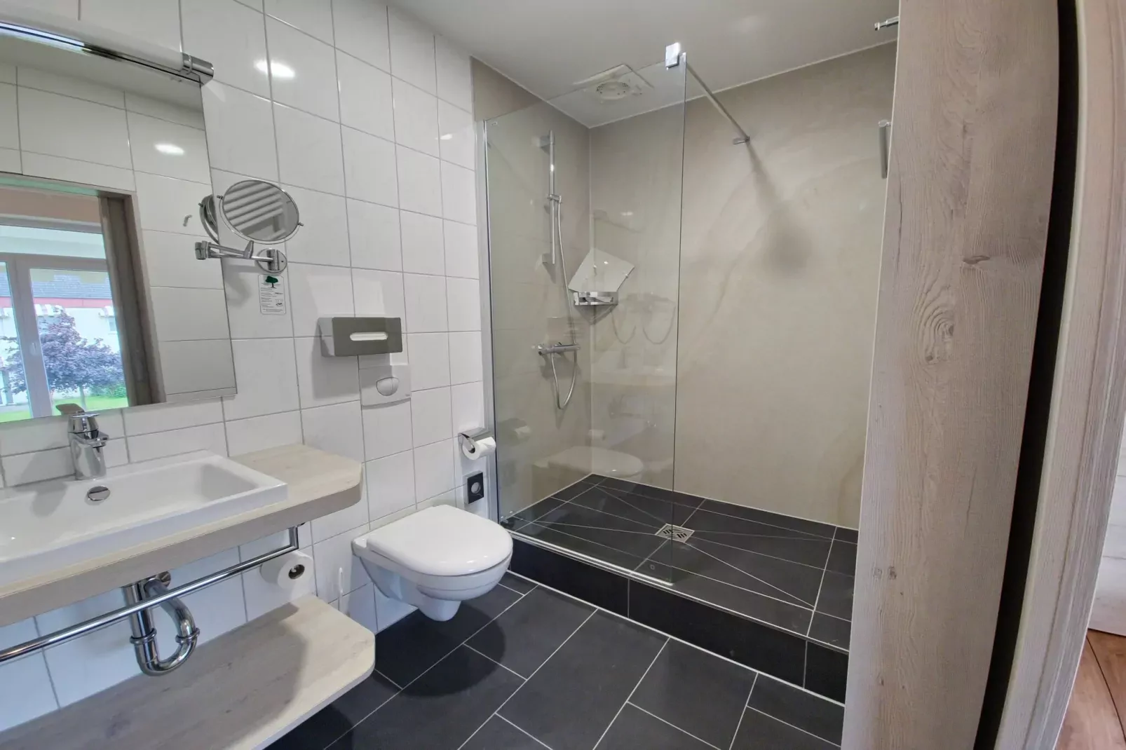 Doppelzimmer mit 3er Alkoven-Badkamer