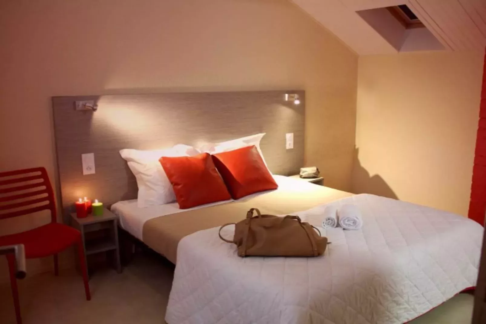 Collonges-la-Rouge- Gîte 2 Pièces 5 Personnes 1  bébé-Slaapkamer