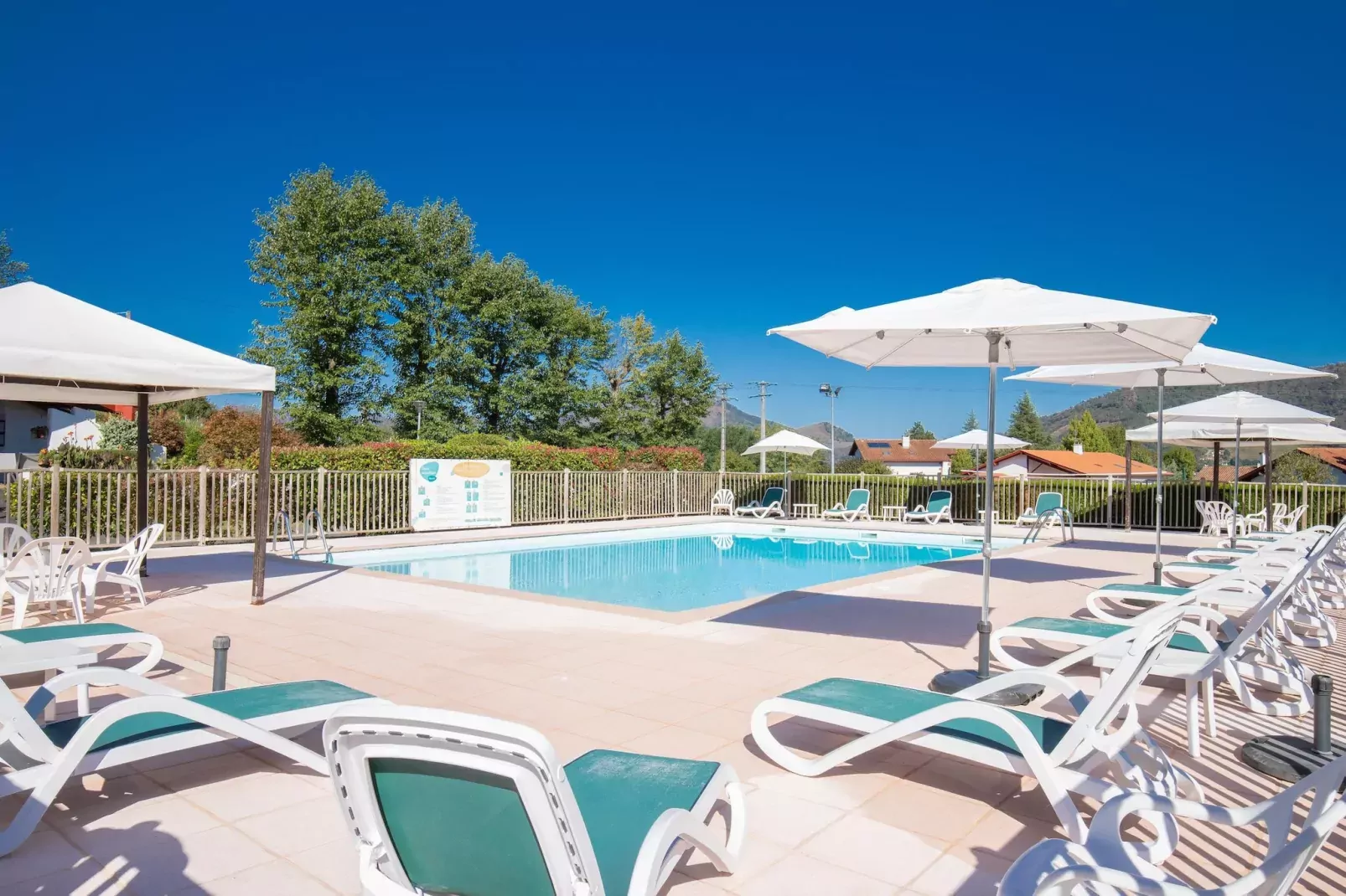 Saint-Jean-Pied-de-Port - Appartement 2 Pièces 4 Personnes 1  bébé