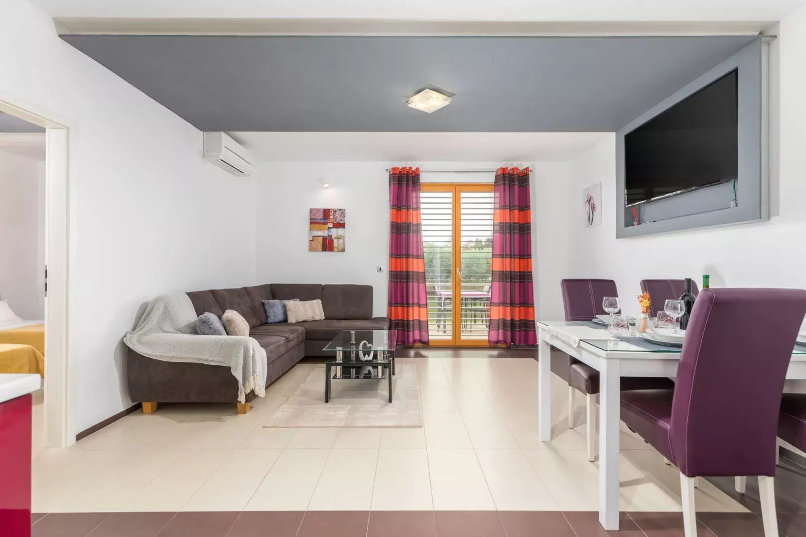 Villa Gigetto with Private Pool and Big Garden-Woonkamer