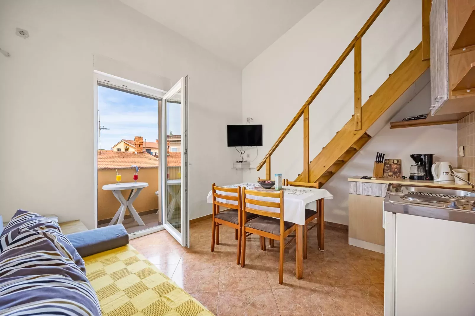 Mijic Studio 1 - 250 m to the Beach-Keuken