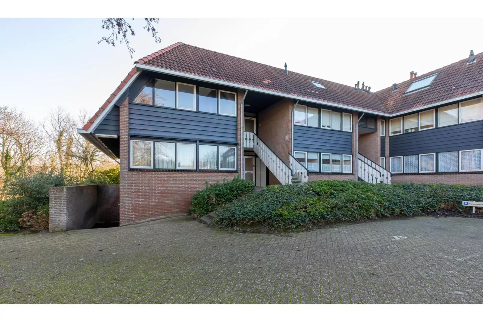 Appartement 'Duinoord' - Duinweg 117-12  Zoutelande-Buitenkant zomer