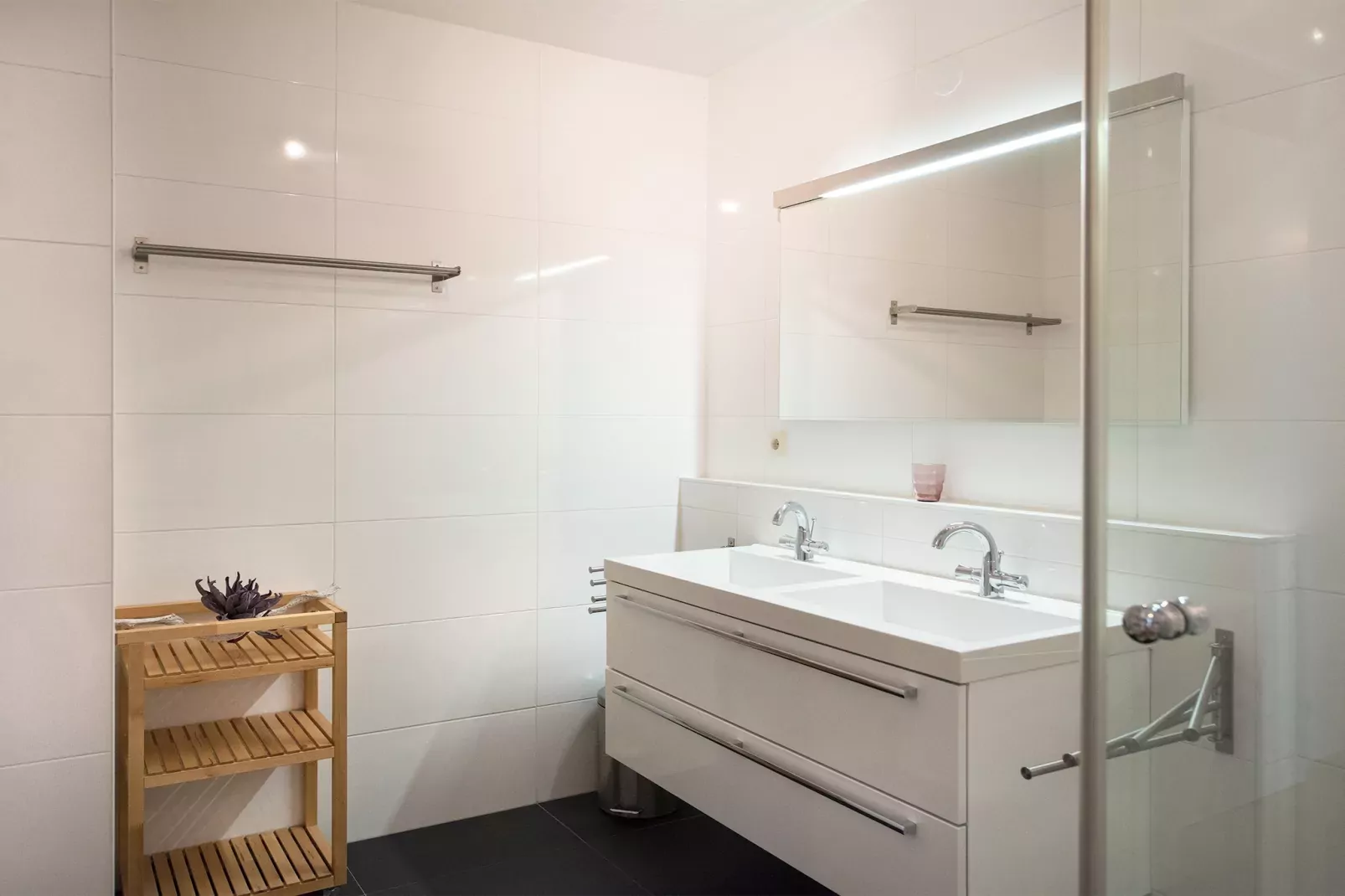 Scheveningen Harbour 40-Badkamer