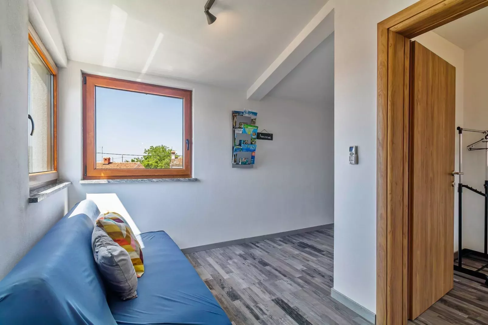 Holiday House Ulika with Private Pool-Woonkamer