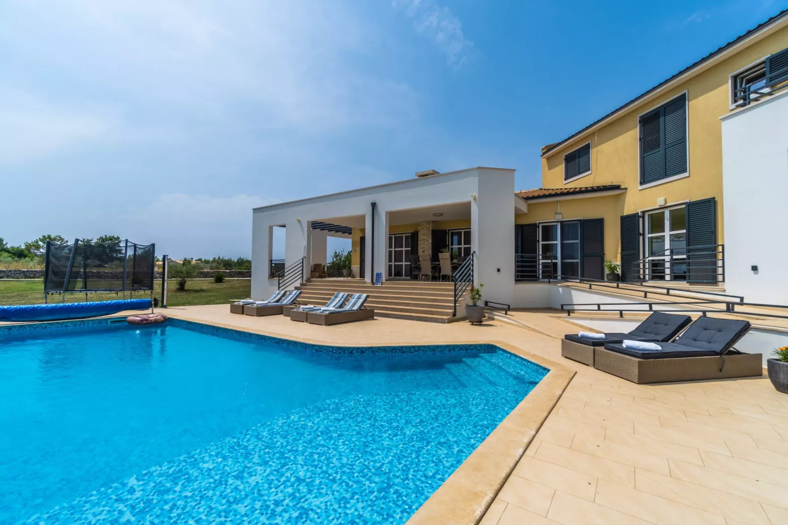 Villa Arkaim with Private Pool