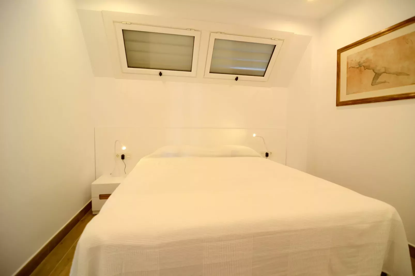 APARTMENT PASSEIG DEL MAR 18-Slaapkamer