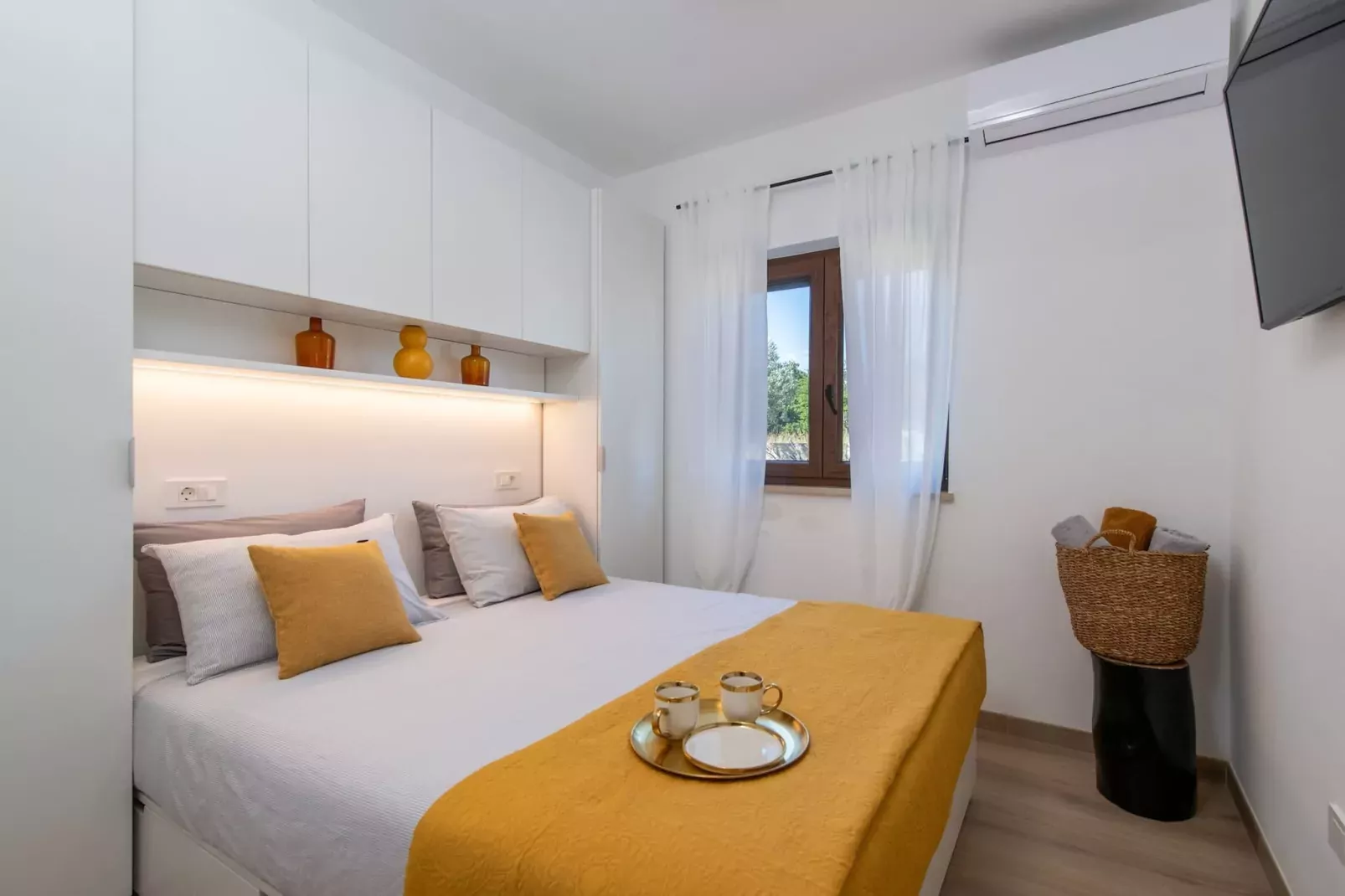 Villa Silentio with Jacuzzi and Pool (4+2)-Slaapkamer