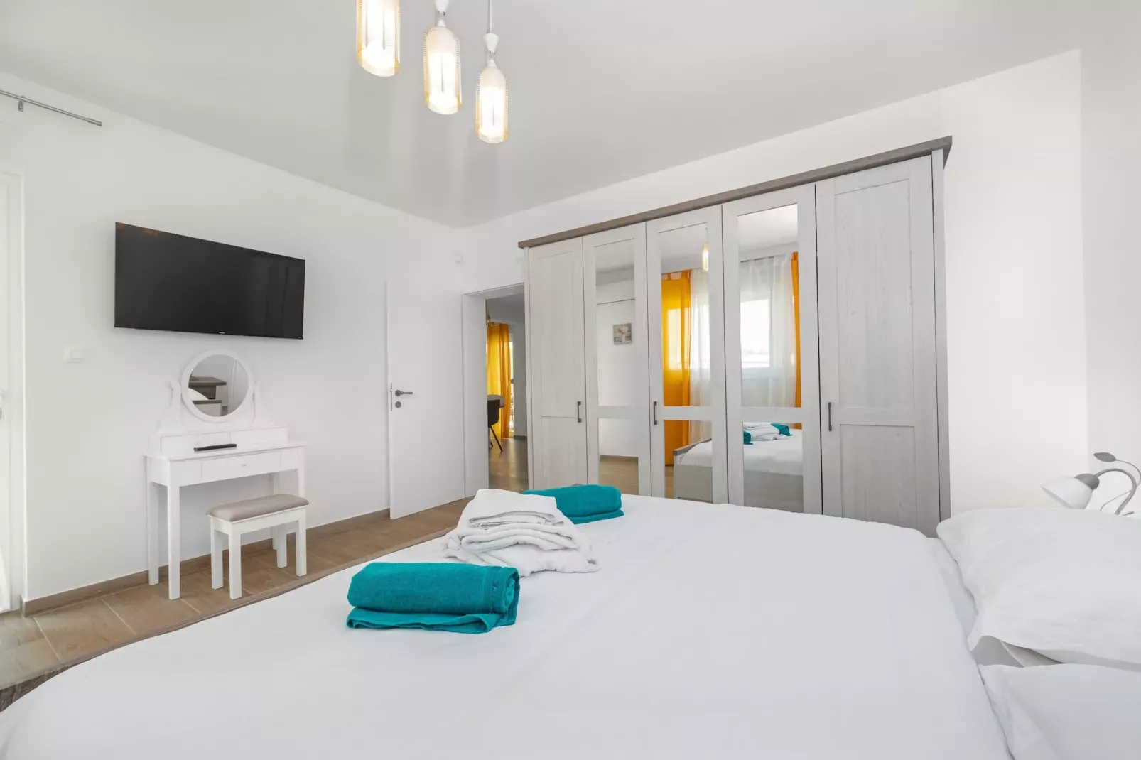 Enchanting Villa Magdalena East with Pool and Jacu-Slaapkamer
