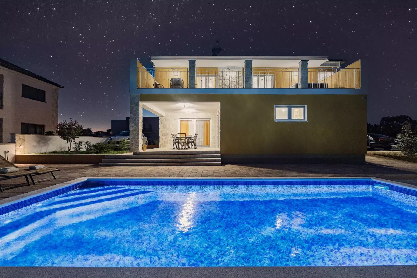 Enchanting Villa Magdalena East with Pool and Jacu-Buitenlucht