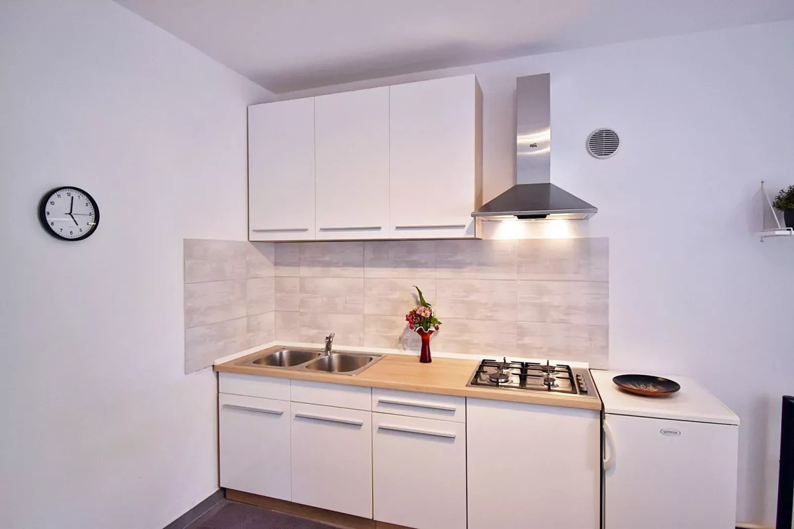 Flower Garden by M&A - Lovely Apartment (A)-Keuken
