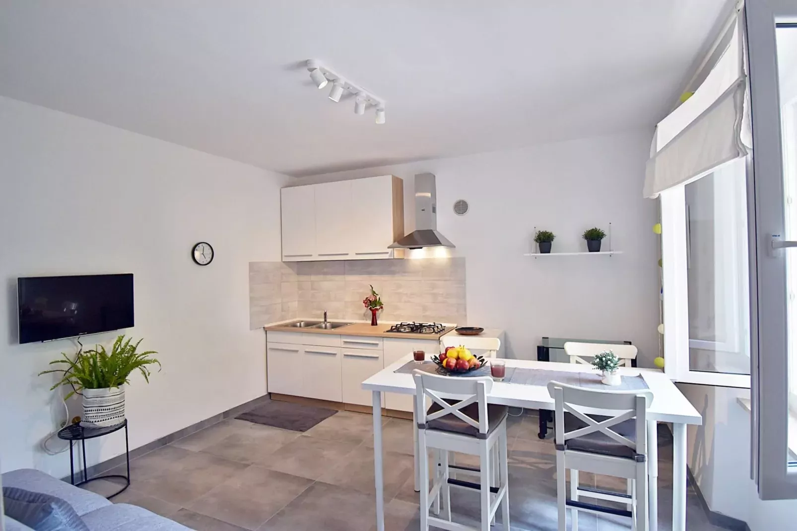 Flower Garden by M&A - Lovely Apartment (A)-Keuken