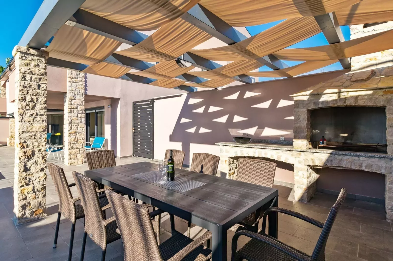 Beautiful Villa Philippo with Pool (publish)-Terras
