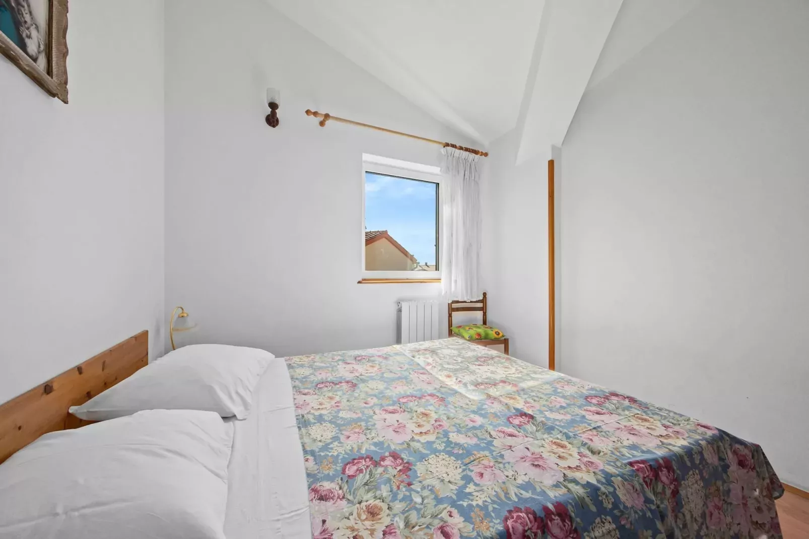 Apartment Tedi with Sea View-Slaapkamer