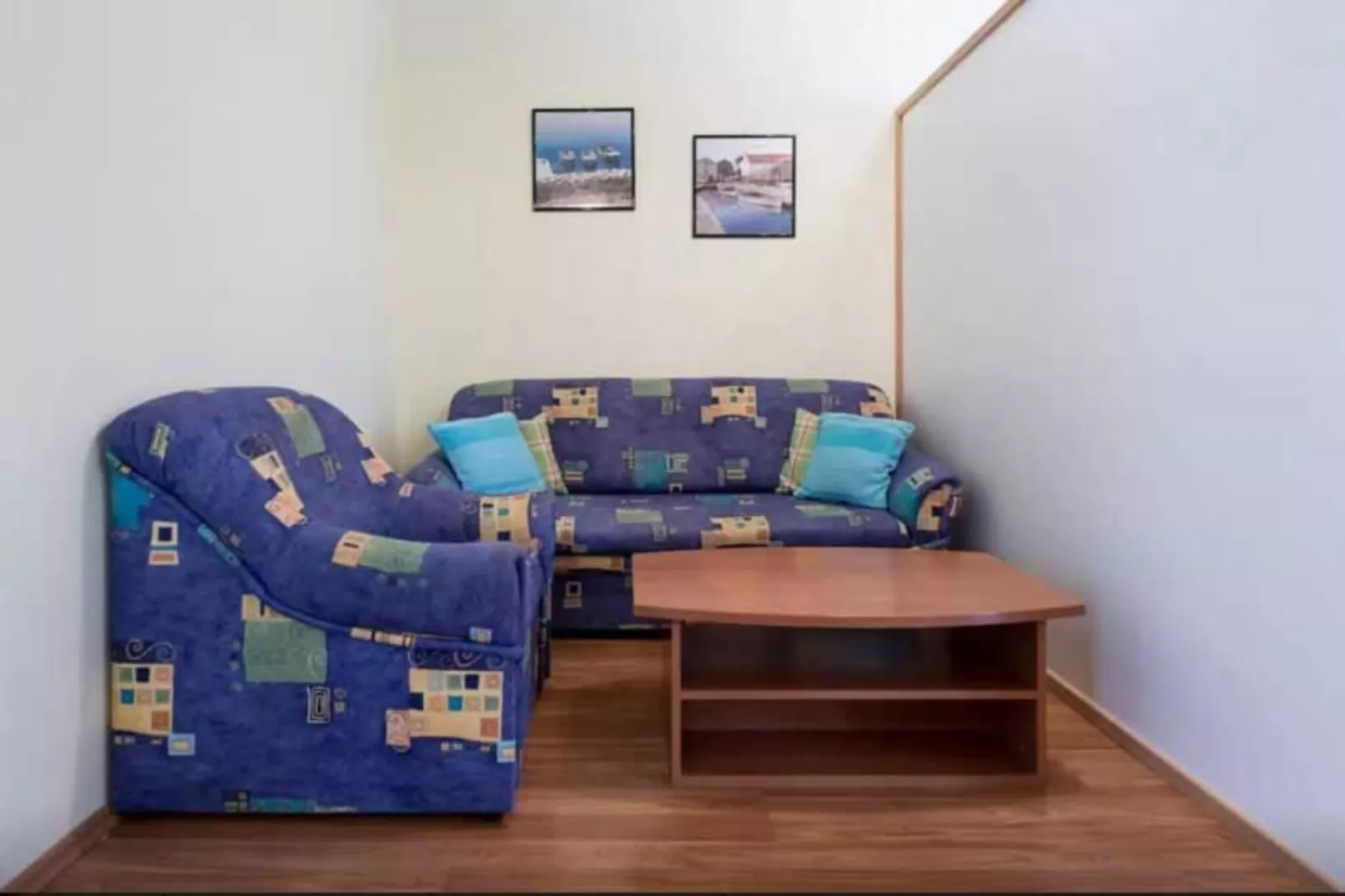 Villa Supetar Garden - Two Bedroom Apartment with Terrace-Woonkamer