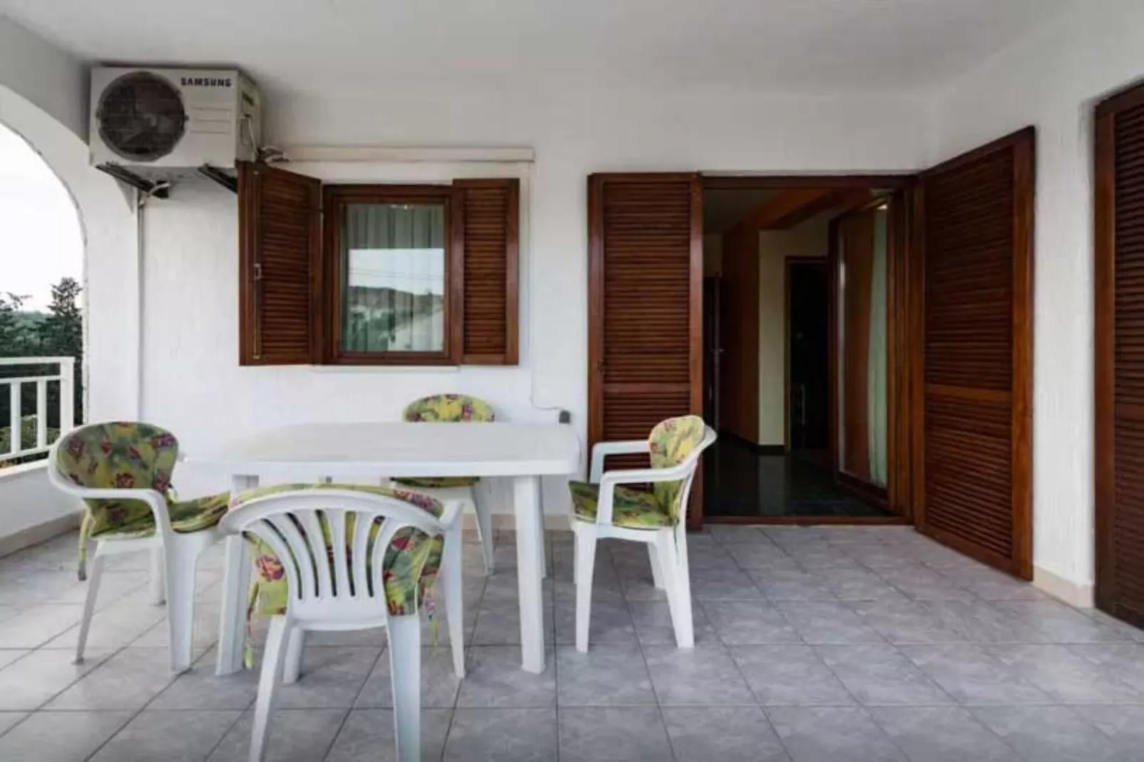 Villa Supetar Garden - Two Bedroom Apartment with Terrace-Terras
