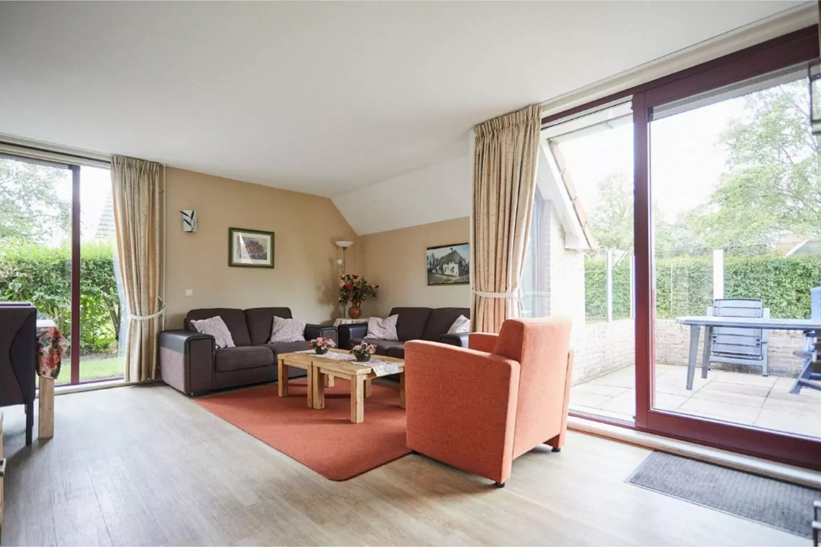 Wellness 6p-Woonkamer