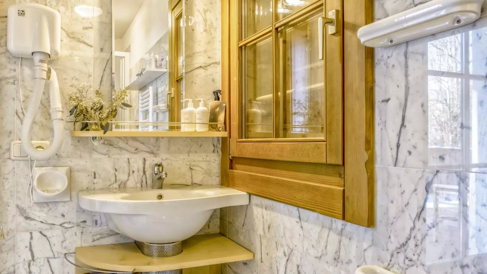 Kitz Hills Chalet Mondschein-Badkamer