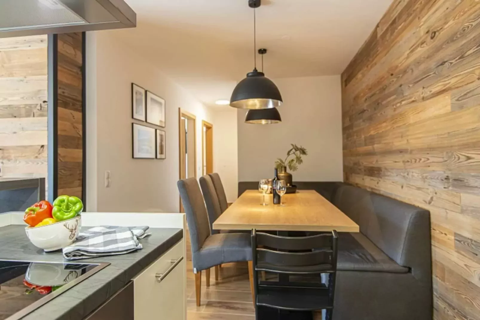GA3C Alpenleben Apartments-Eetkamer