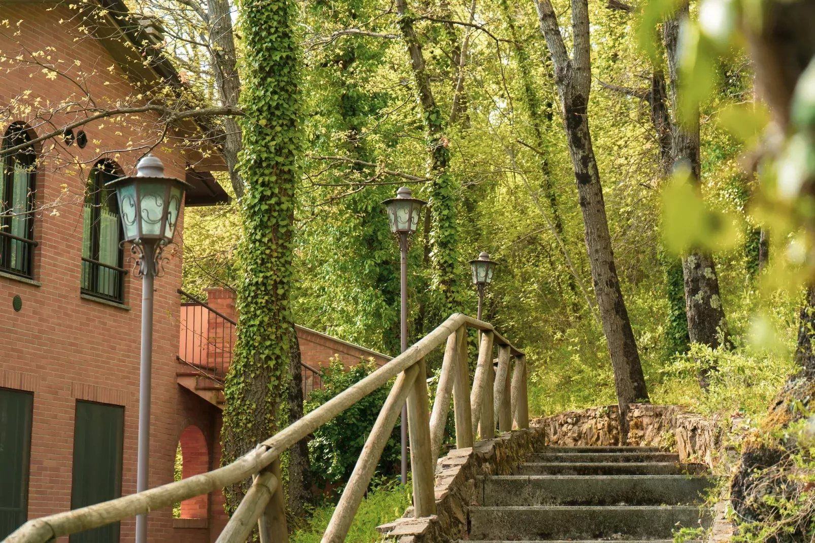 Assisi 4 pax-Buitenkant zomer