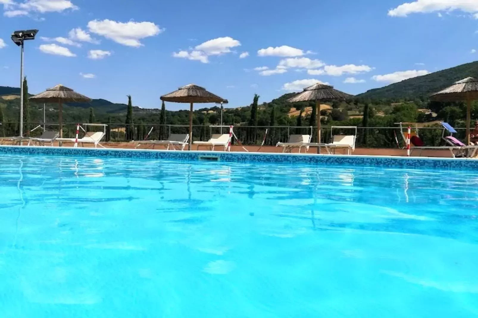 Assisi 6 pax-Zwembad