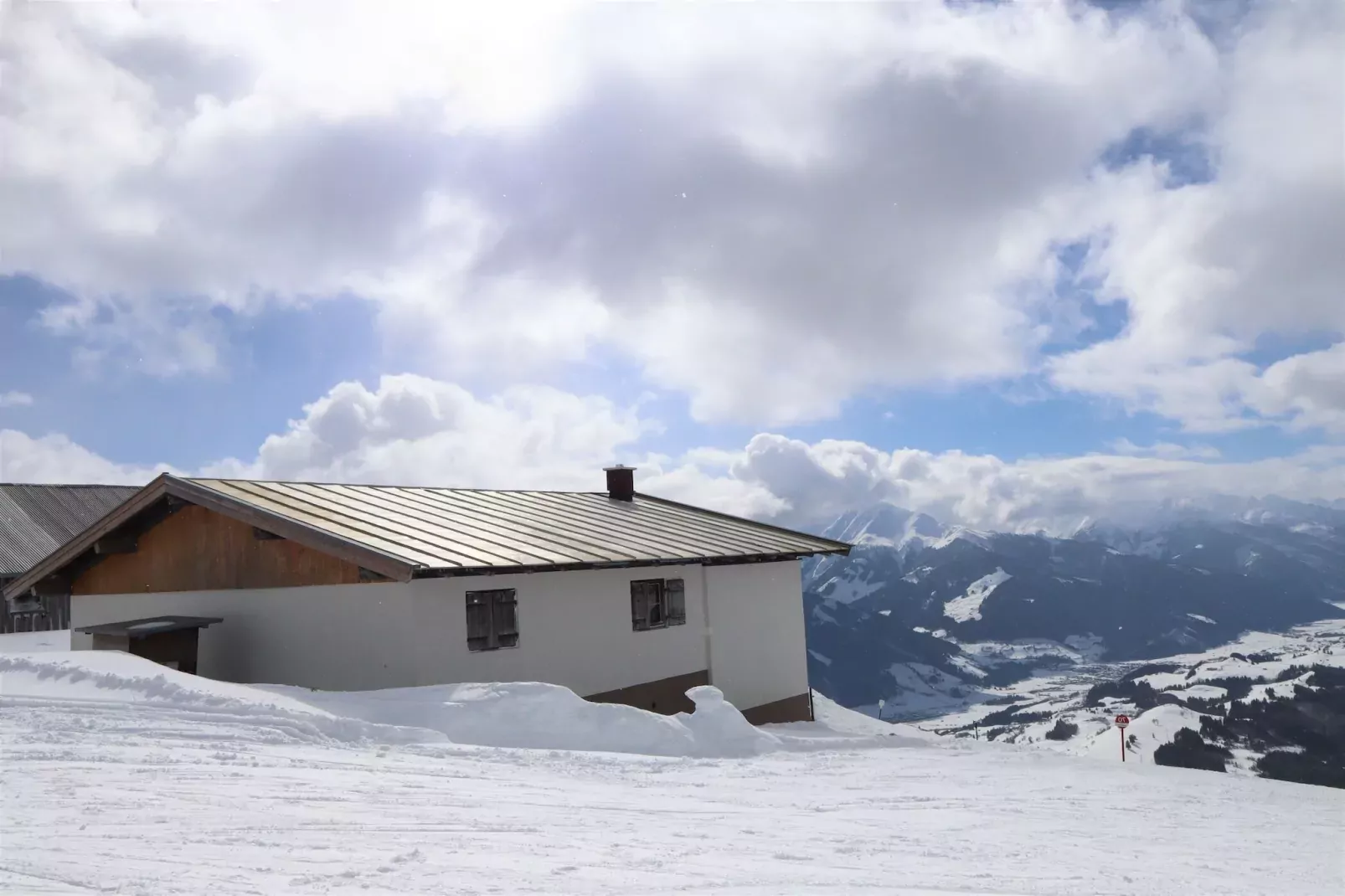 Almhütte Gipfelblick-Exterieur winter
