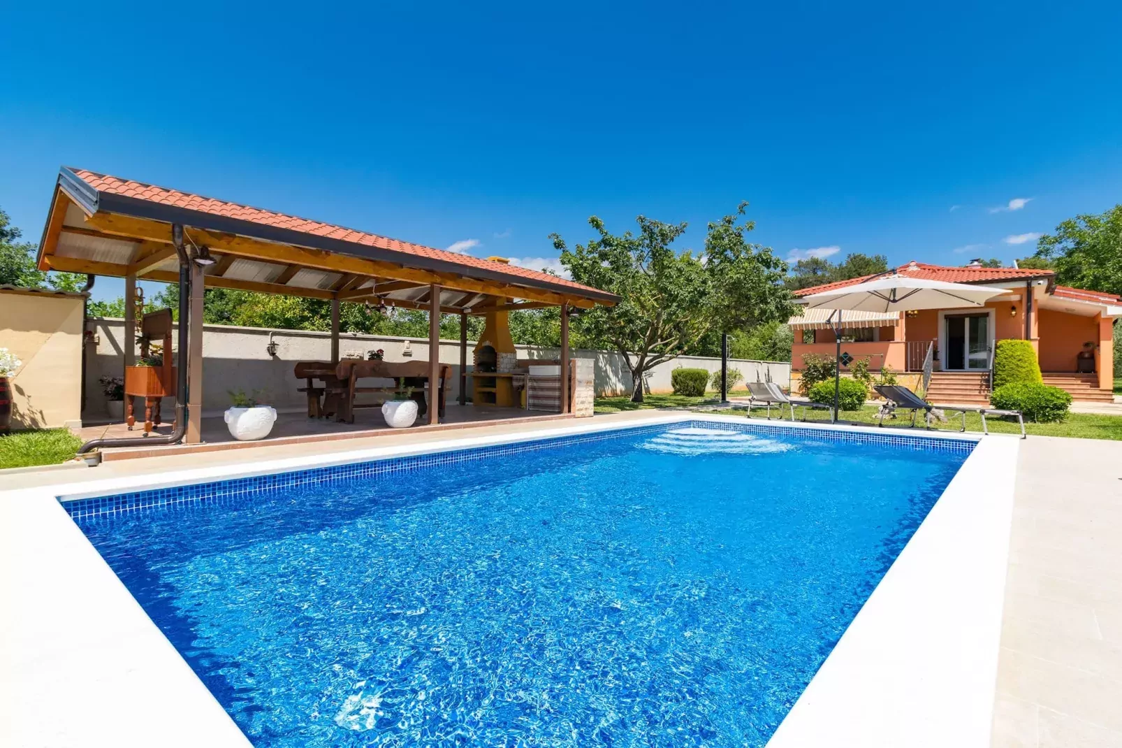 Holiday Home Dolinka with Private Pool-Zwembad