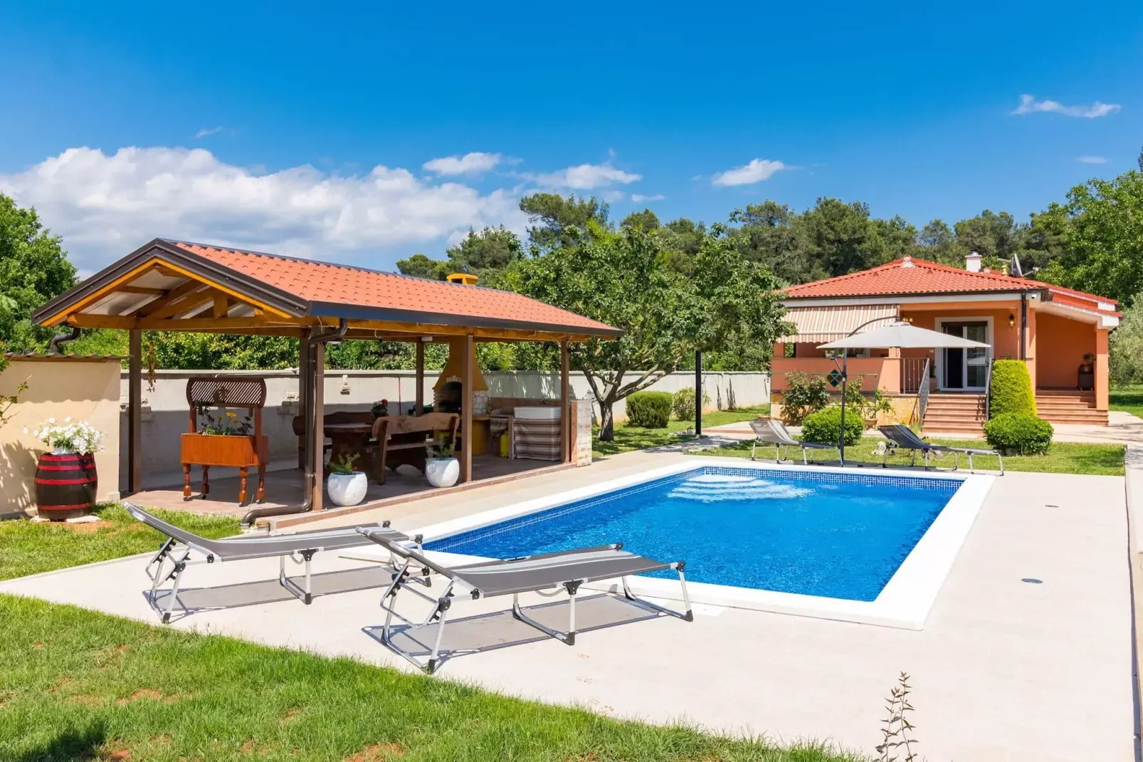 Holiday Home Dolinka with Private Pool-Zwembad
