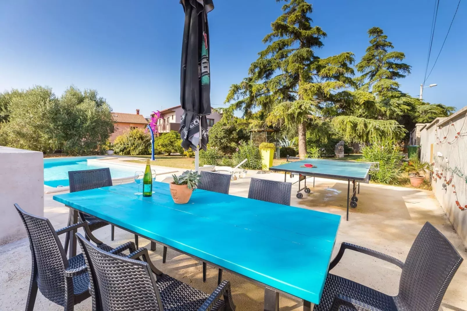 Sabi Relax Zone Apartment - Private Pool & Jacuzzi-Terrasbalkon
