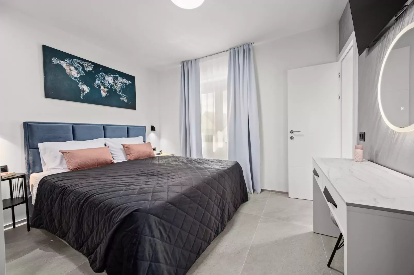 Villa Polaris - Luxurious Vacation Oasis-Slaapkamer