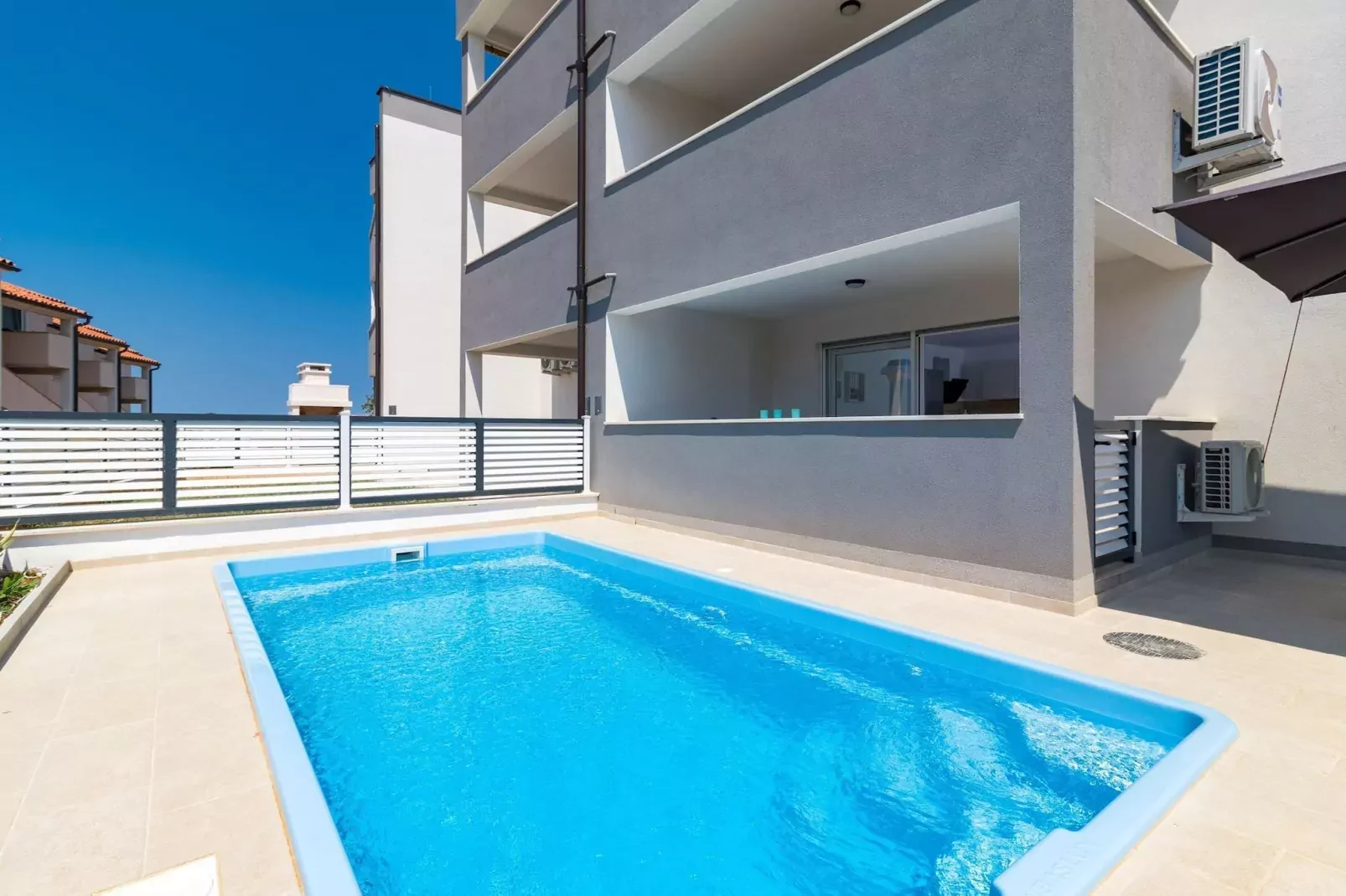 Pool Apartment Sax with Sea View (Private Pool)-Zwembad