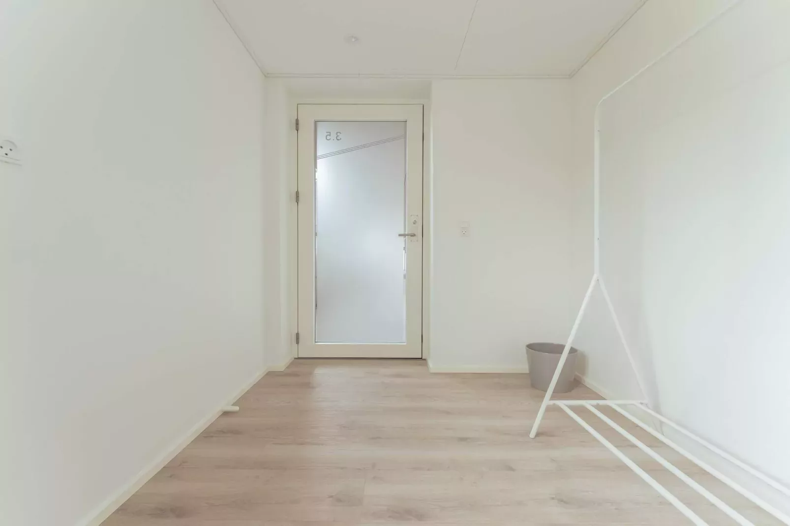 Appartement met uitzicht op de stad en de zee-Binnen