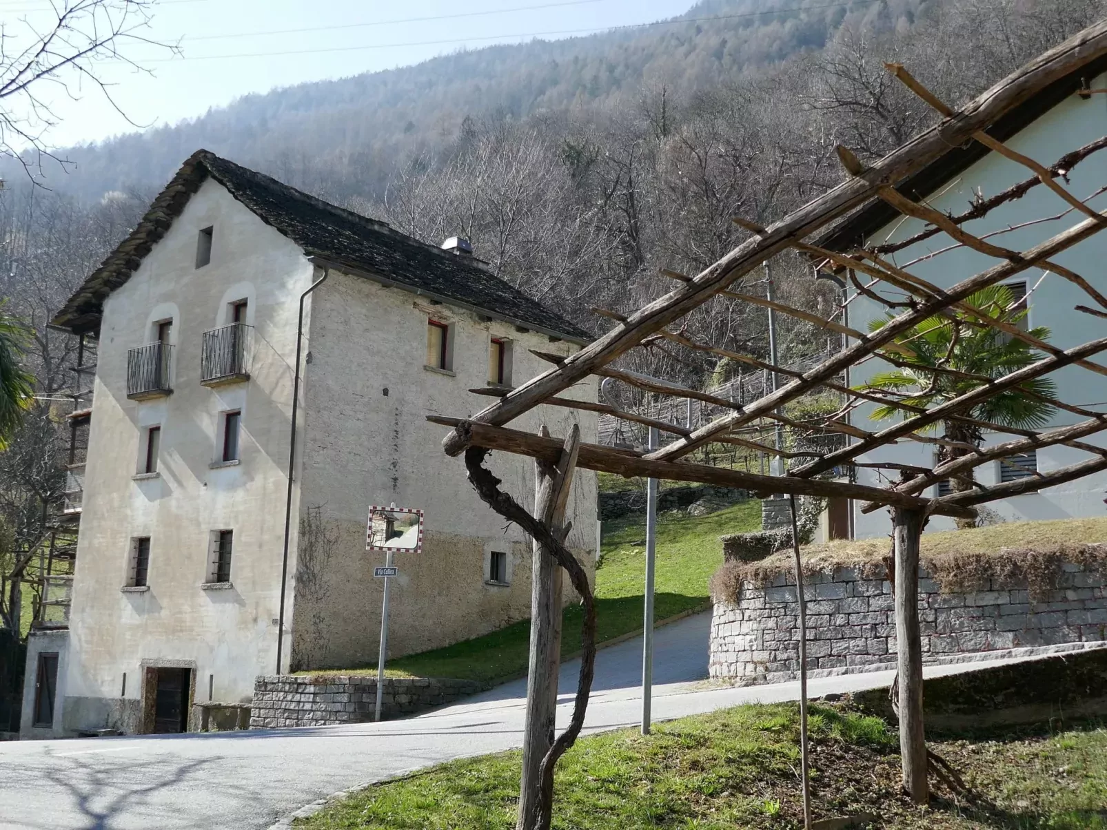 Casa Jolli-Buiten