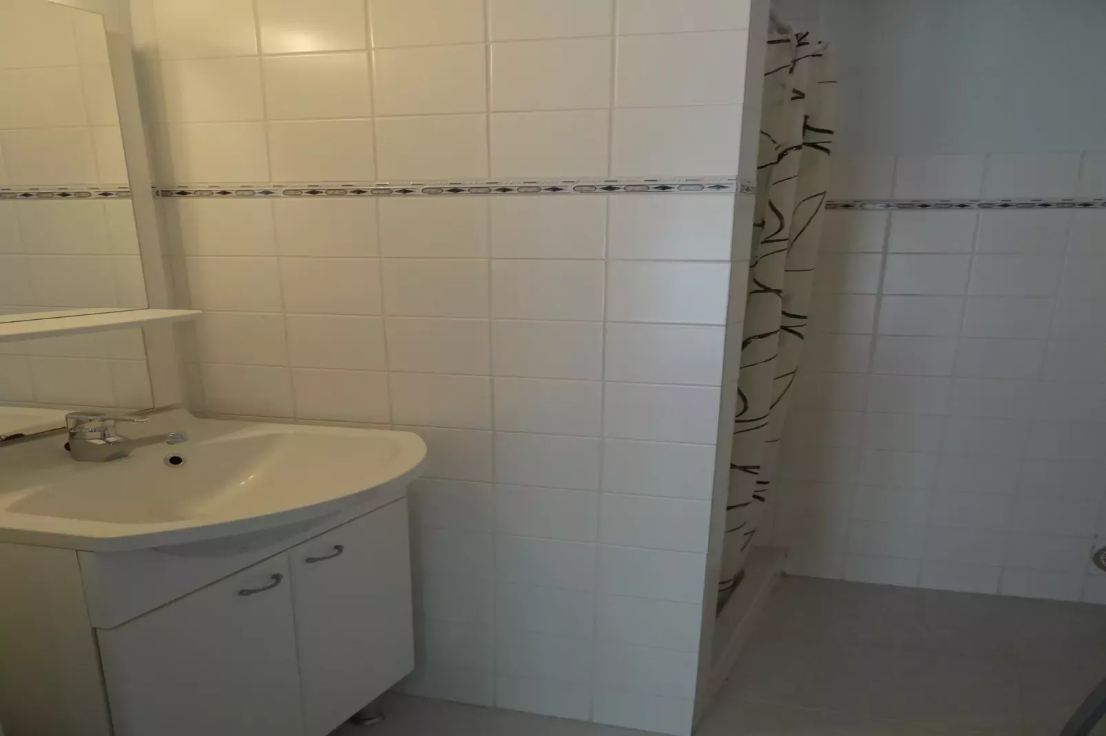 VELASQUEZ 103-Badkamer