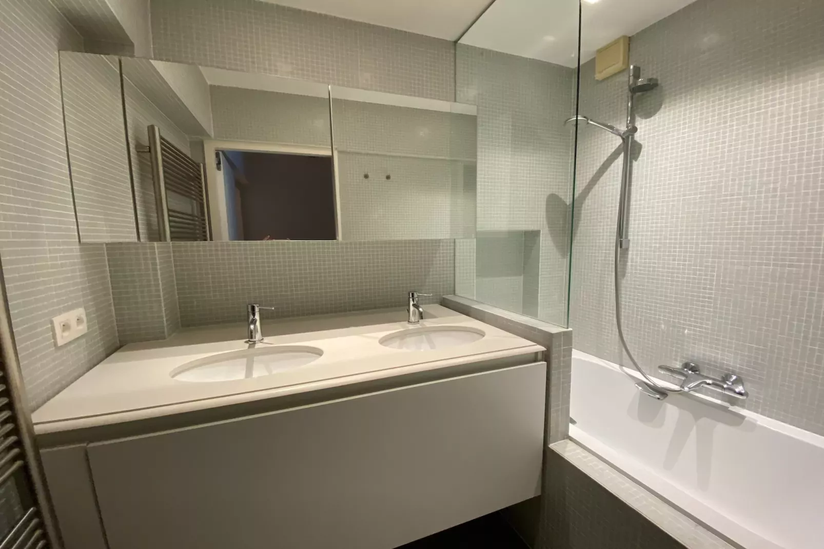 SUN BEACH I-Badkamer