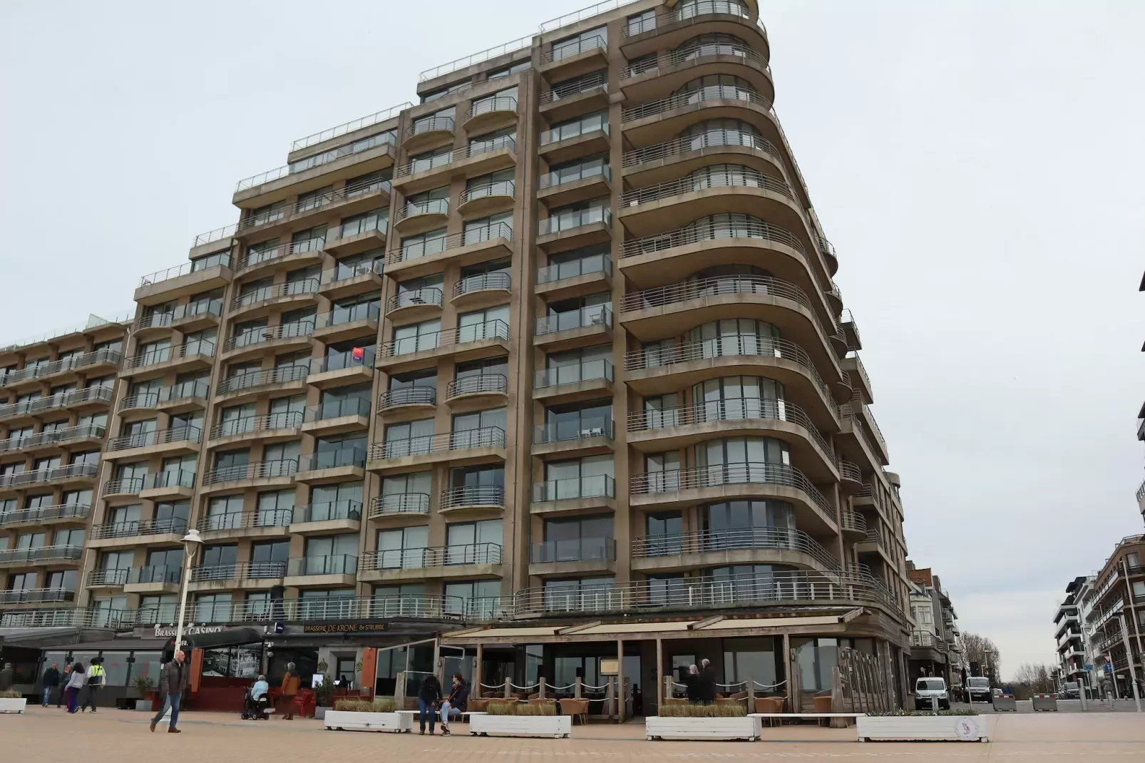 CASINO C-Buitenkant zomer
