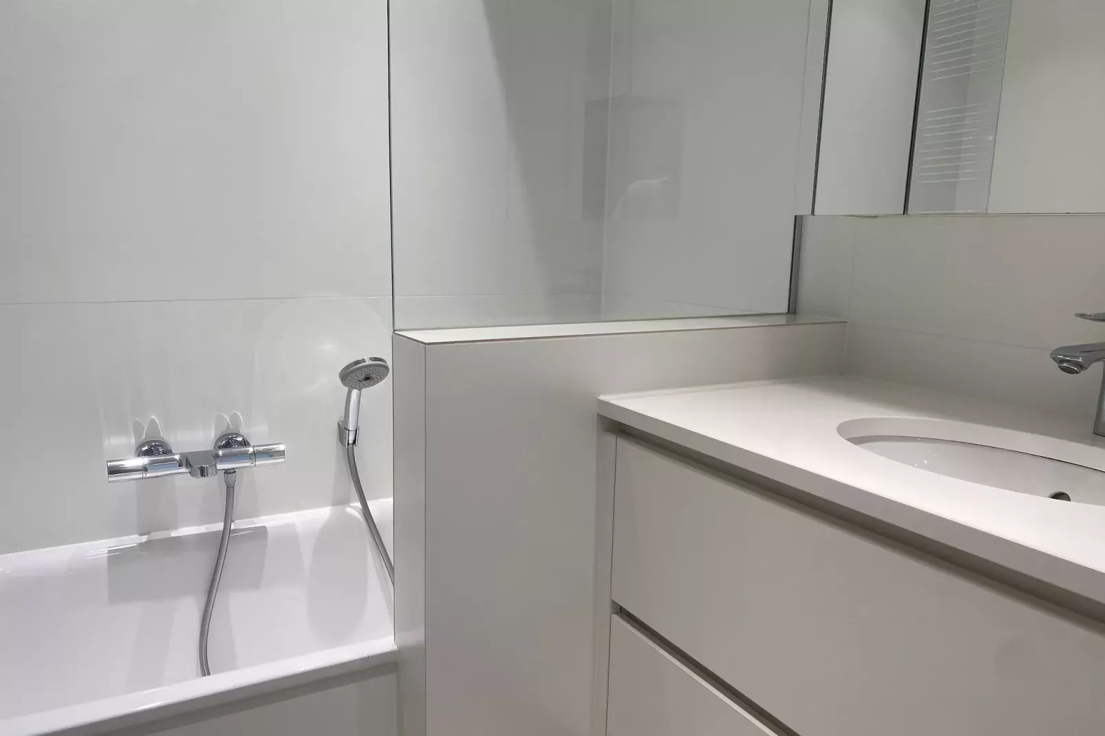 LE GRAND LARGE 701-Badkamer