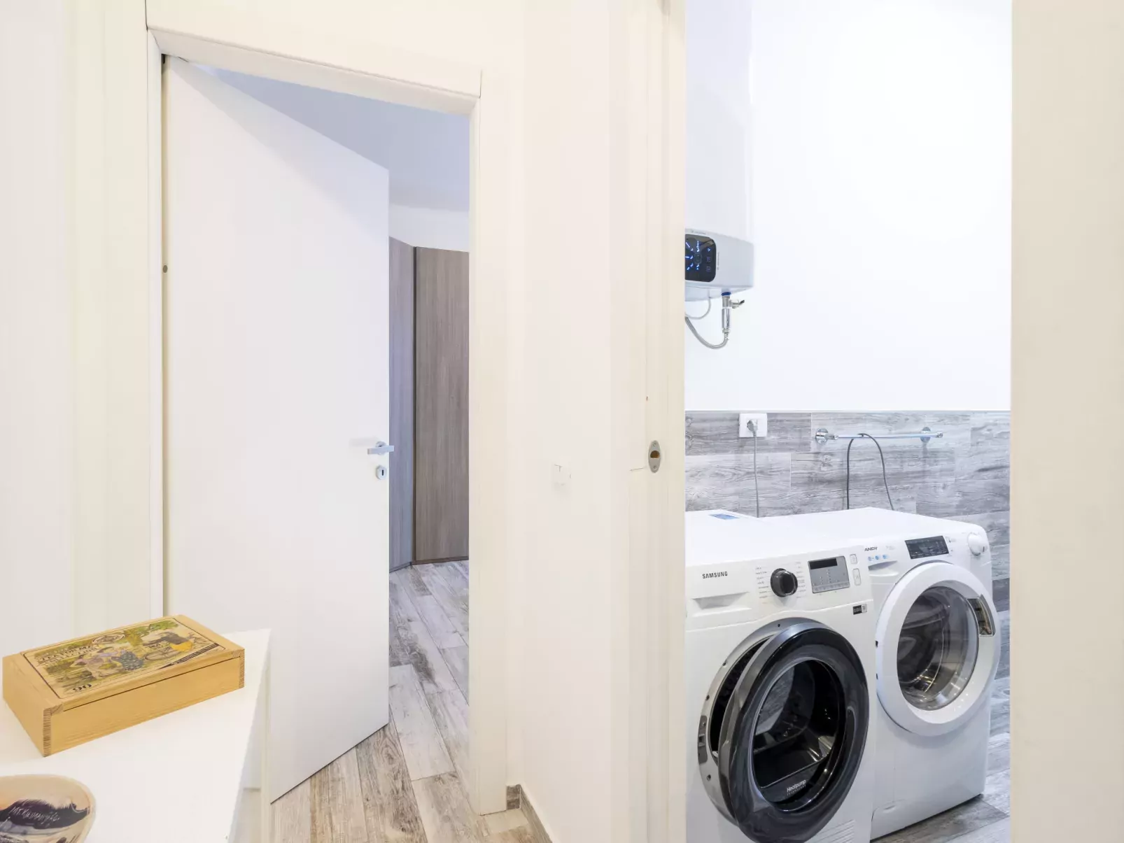 Suzzani Flat-Binnen