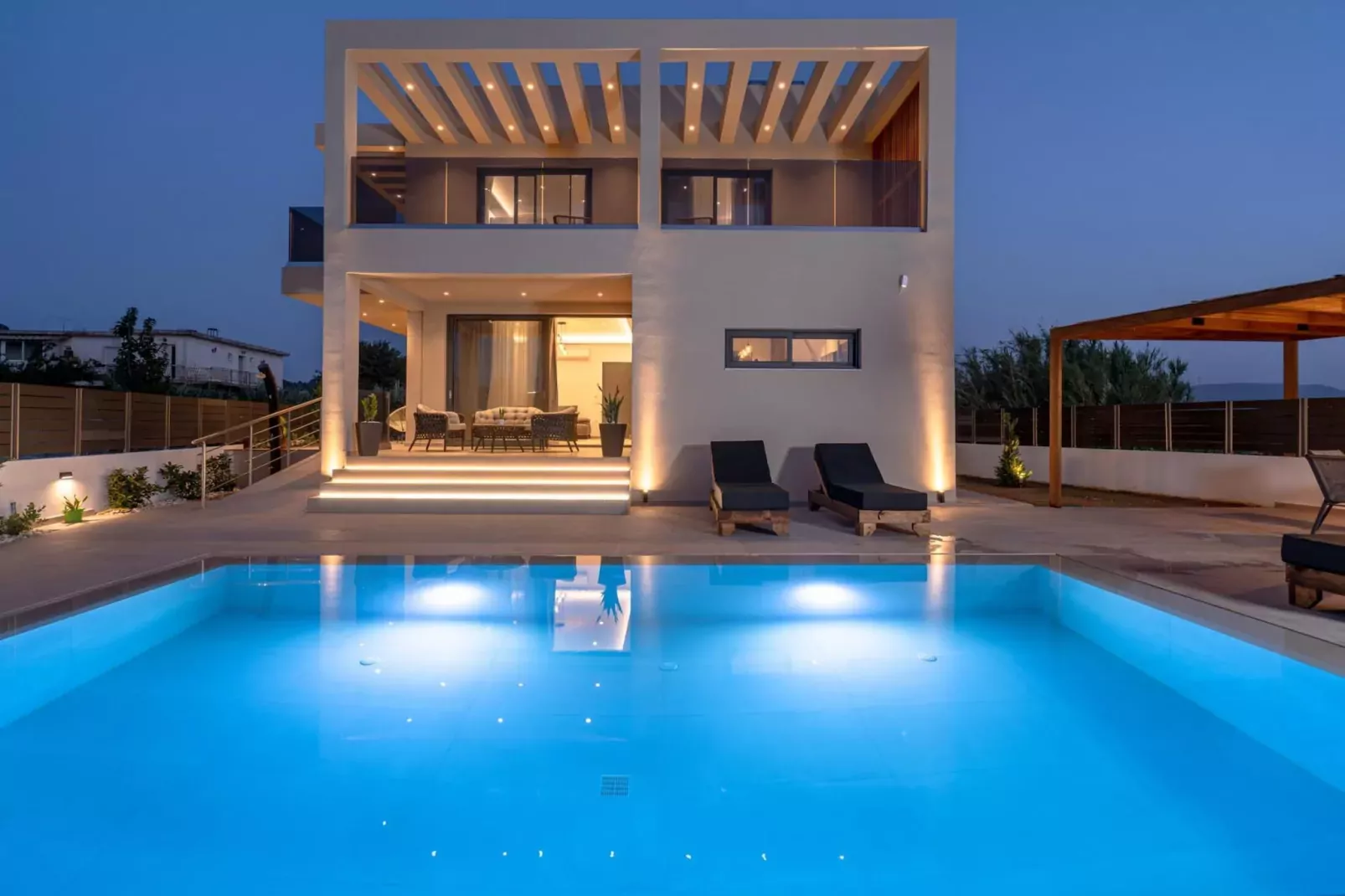 Diamond Villa with swimming pool-Zwembad