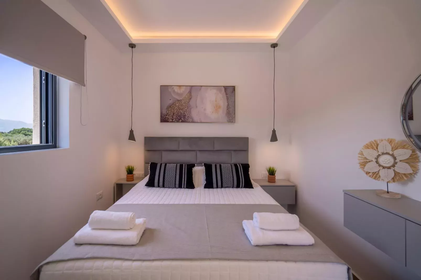 Diamond Villa with swimming pool-Slaapkamer